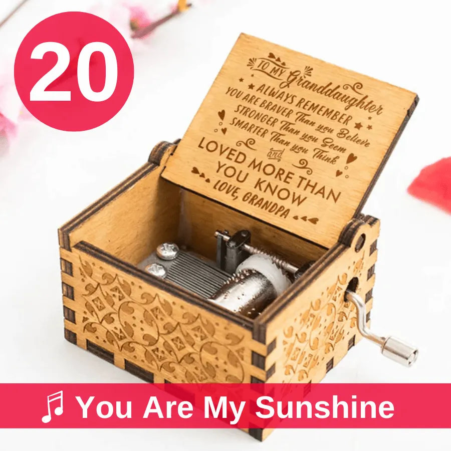 DJPeano's Enchanting Handmade Musicbox - A Timeless Melody